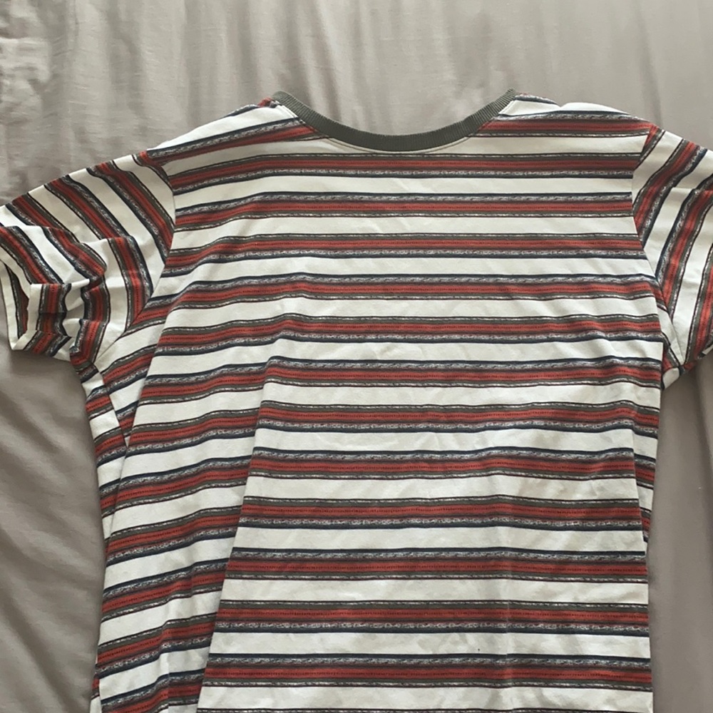 Original Use. L. Striped shirt